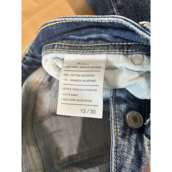 KanCan Mid Rise Straight Leg Jeans Size 13/30 Dark Wash Stretch Denim Frayed Hem - Picture 3 of 7